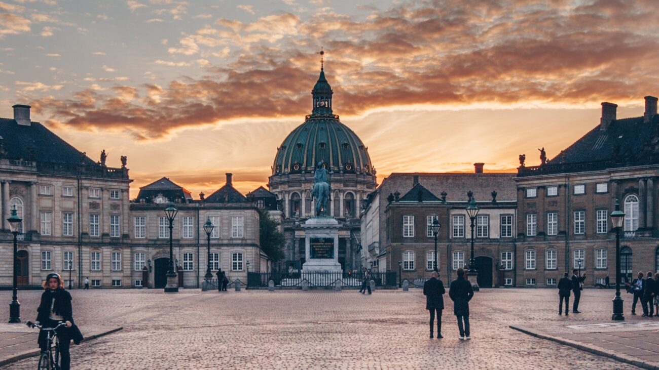 Der Amalienborg-Palat, Wohnsitz der dänischen Königsfamilie. 